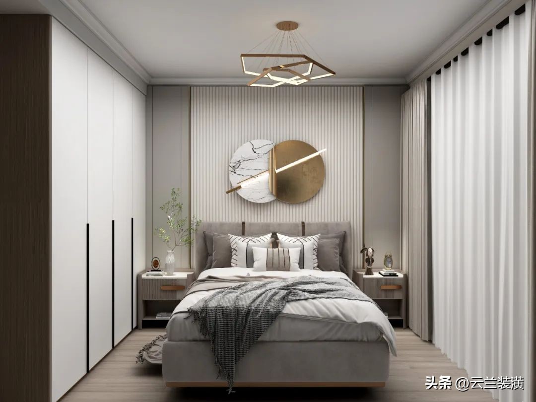 极简白色衣柜装修效果图最流行款,深布纹配白色柜门衣柜装修效果图