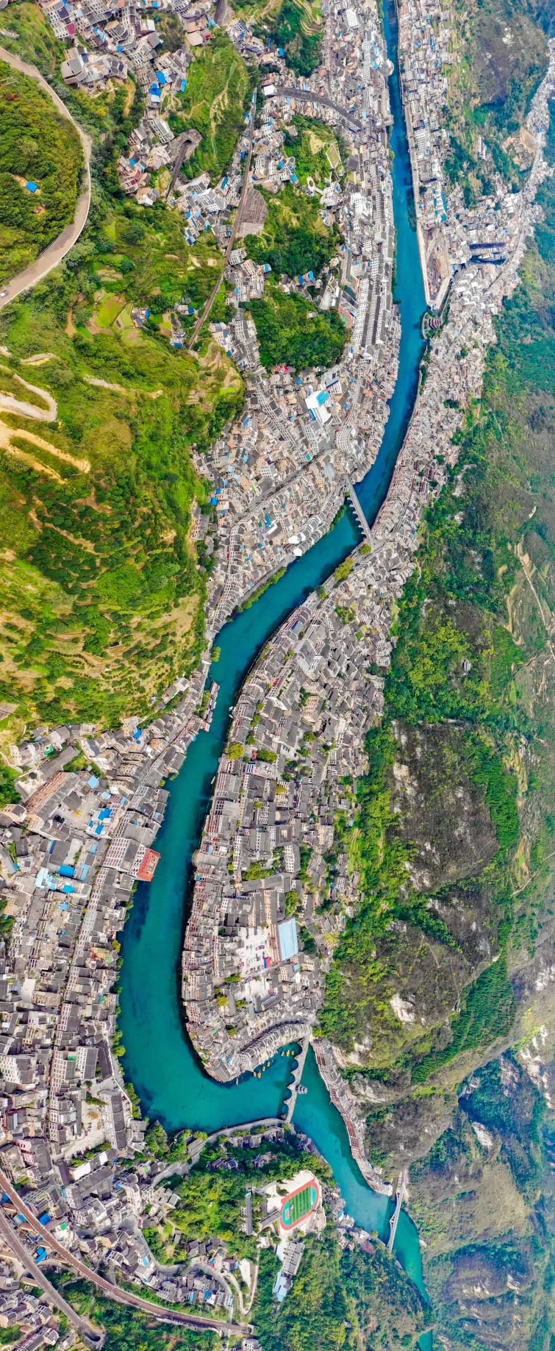 怎样才能了解中国真正的历史,怎么从头到尾了解中国的所有历史