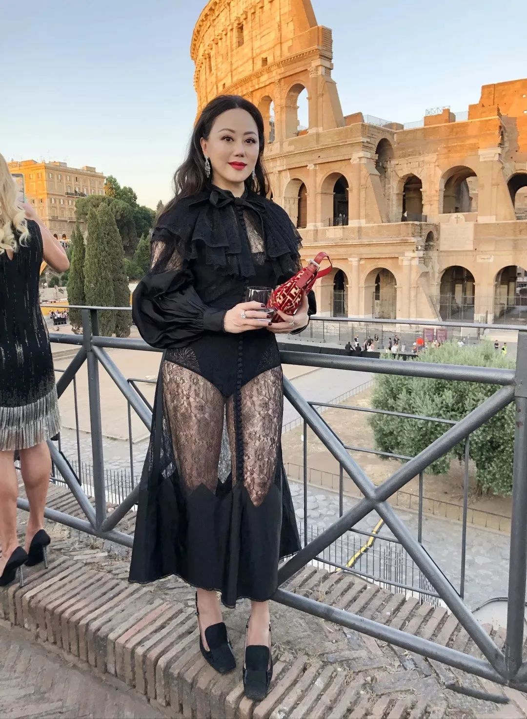 桃色女王，带货6亿，女人还能这么活？