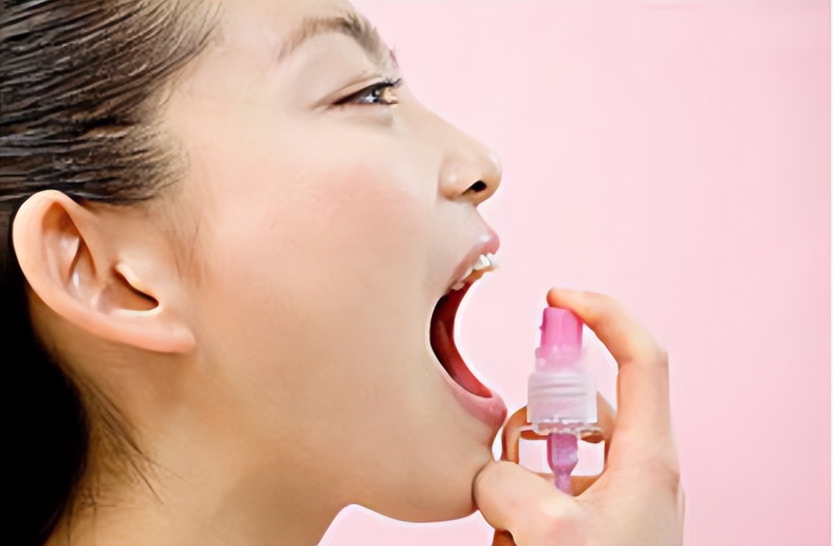 为什么不能刷牙而且嘴里有臭味,一张嘴就有臭味怎么刷牙都没用