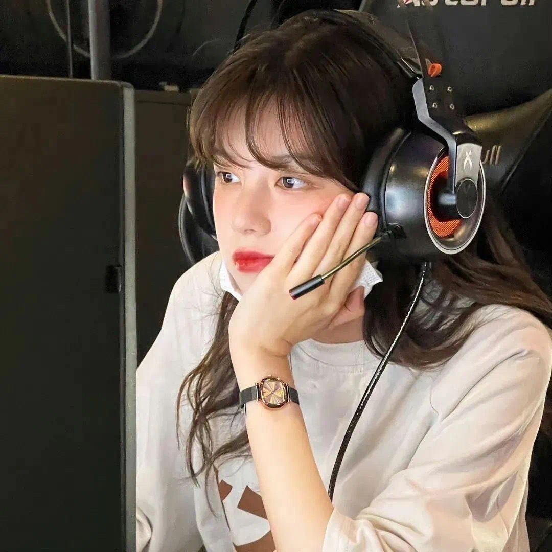 头像微信好看的,刺眼的微信头像完整版