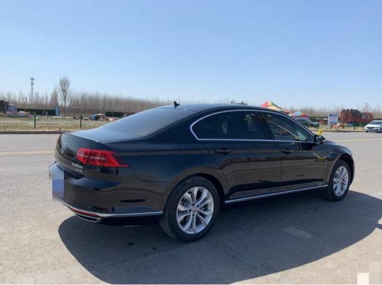 2.0T的别克君越发动机参数比大众迈腾强，为啥加速却没迈腾快？