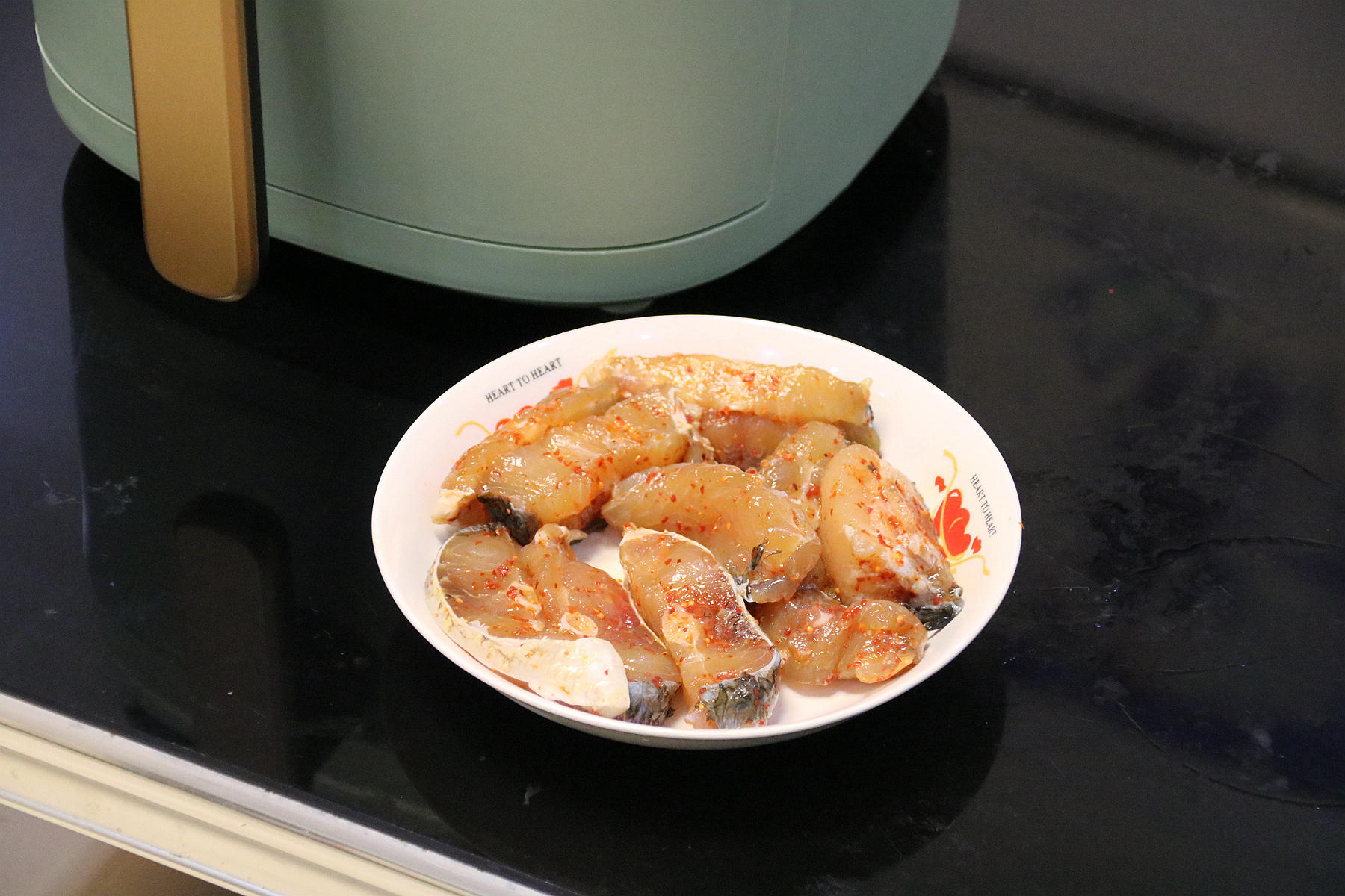 aca空气炸锅第一次使用教程,aca空气炸锅使用方法