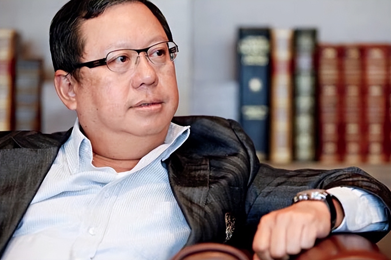 刘德华官司输了赔多少钱,刘德华讨论梁朝伟