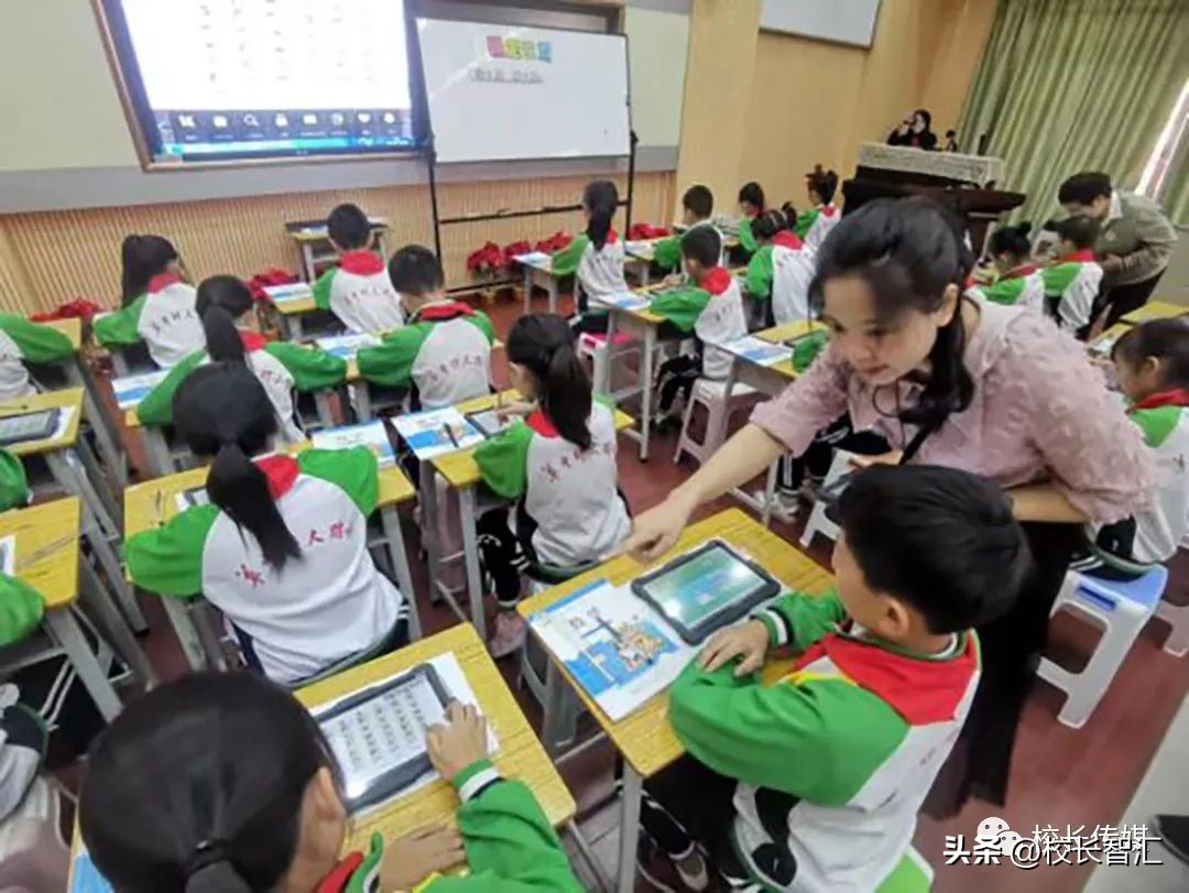 成国黄：打造美好教育赋能提质增效