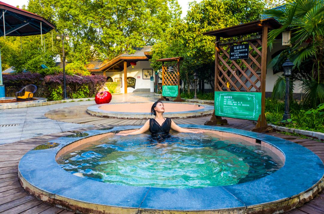 到咸宁看国宝过大年,离家45年的国宝回湖北咸宁过年