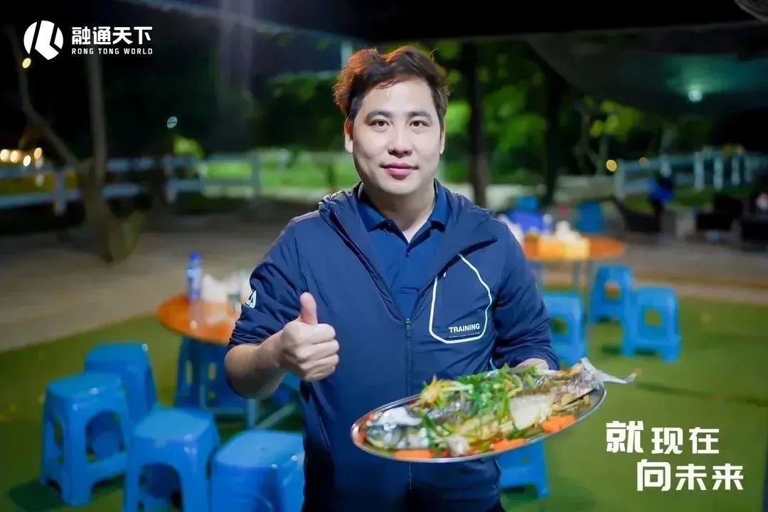 就现在向未来歌词,就现在向未来看齐