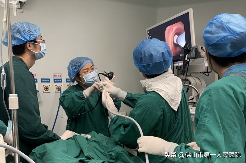 气道球囊冷冻术,急诊取栓手术