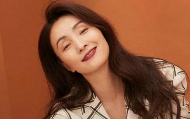 运动员冠军有哪些人,运动员出身的明星集锦