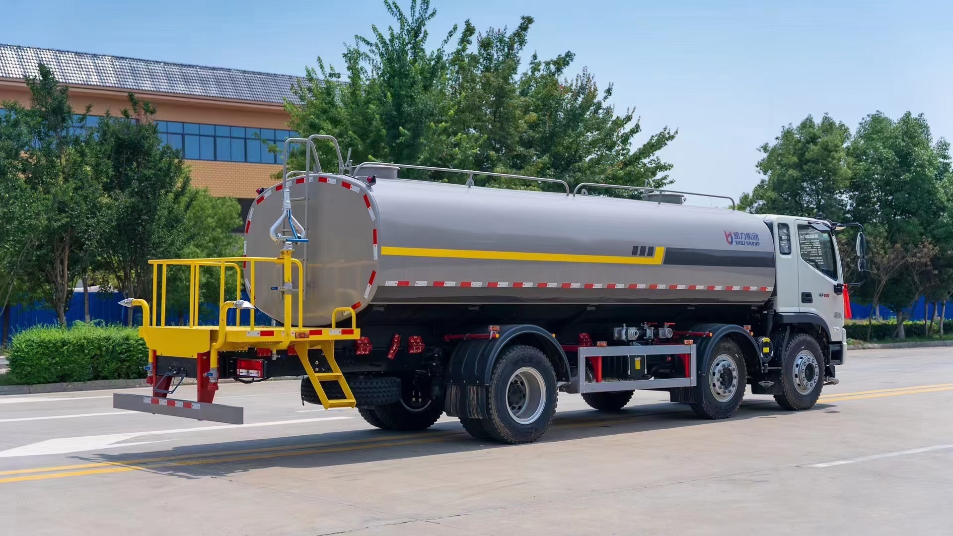 洒水车租赁城市道路,洒水车租赁养护