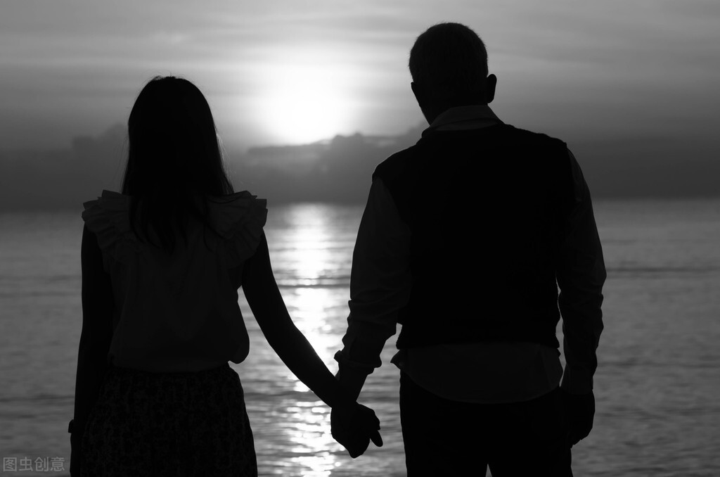 面对感情的痛苦该怎么办,在感情里受伤害很痛苦该怎么面对