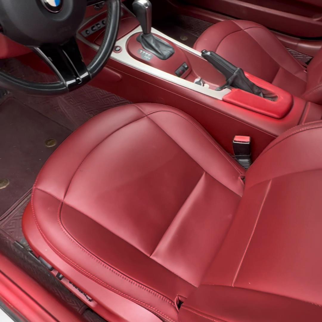 粉丝修复法拉利,粉丝修复车