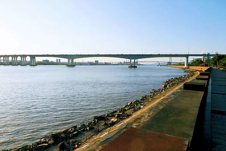 宁波北仑区大榭街道大榭岛,大榭岛到大榭海光楼