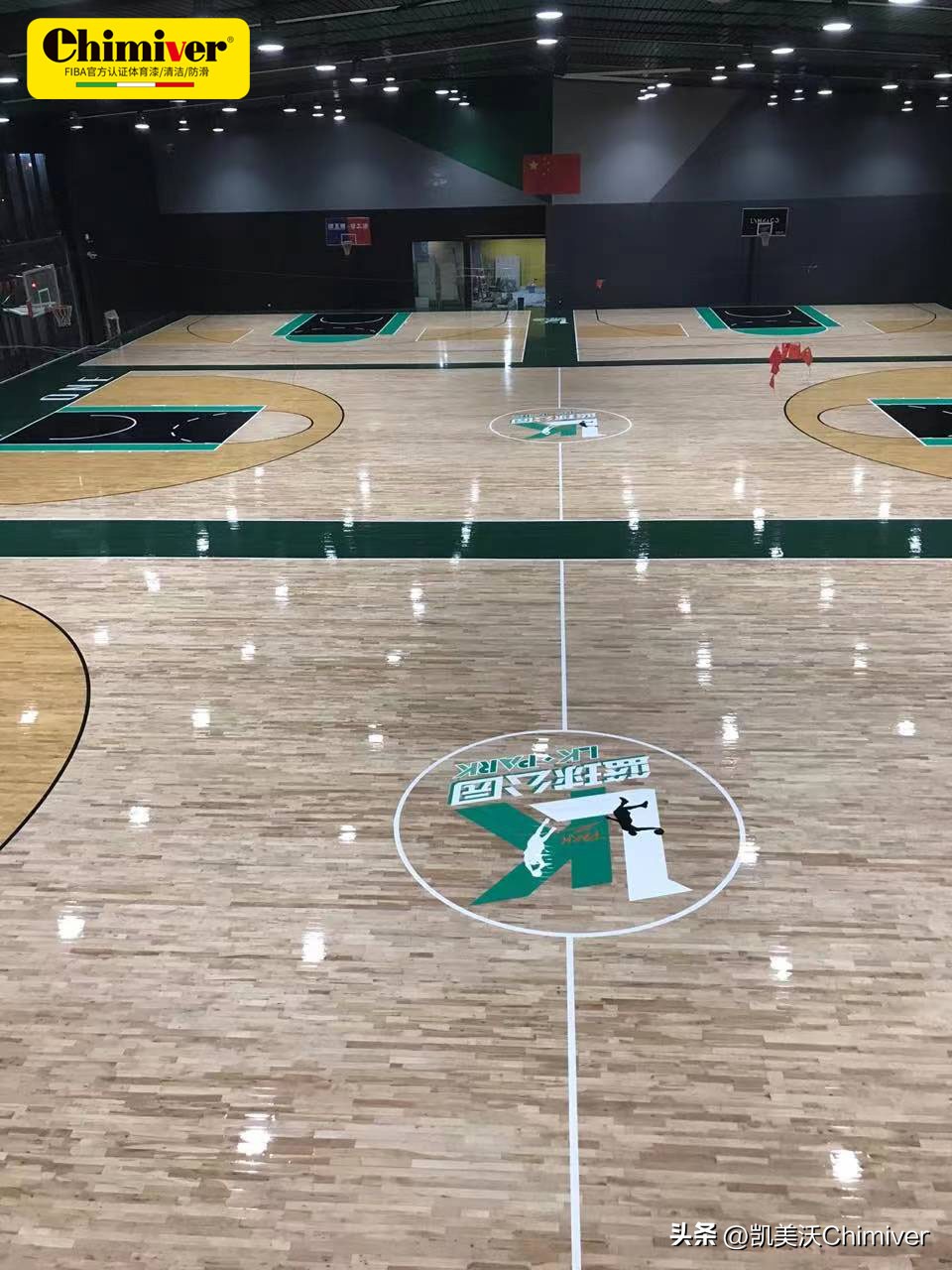 广州室内篮球馆木地板翻新,室内篮球场木地板翻新刷漆