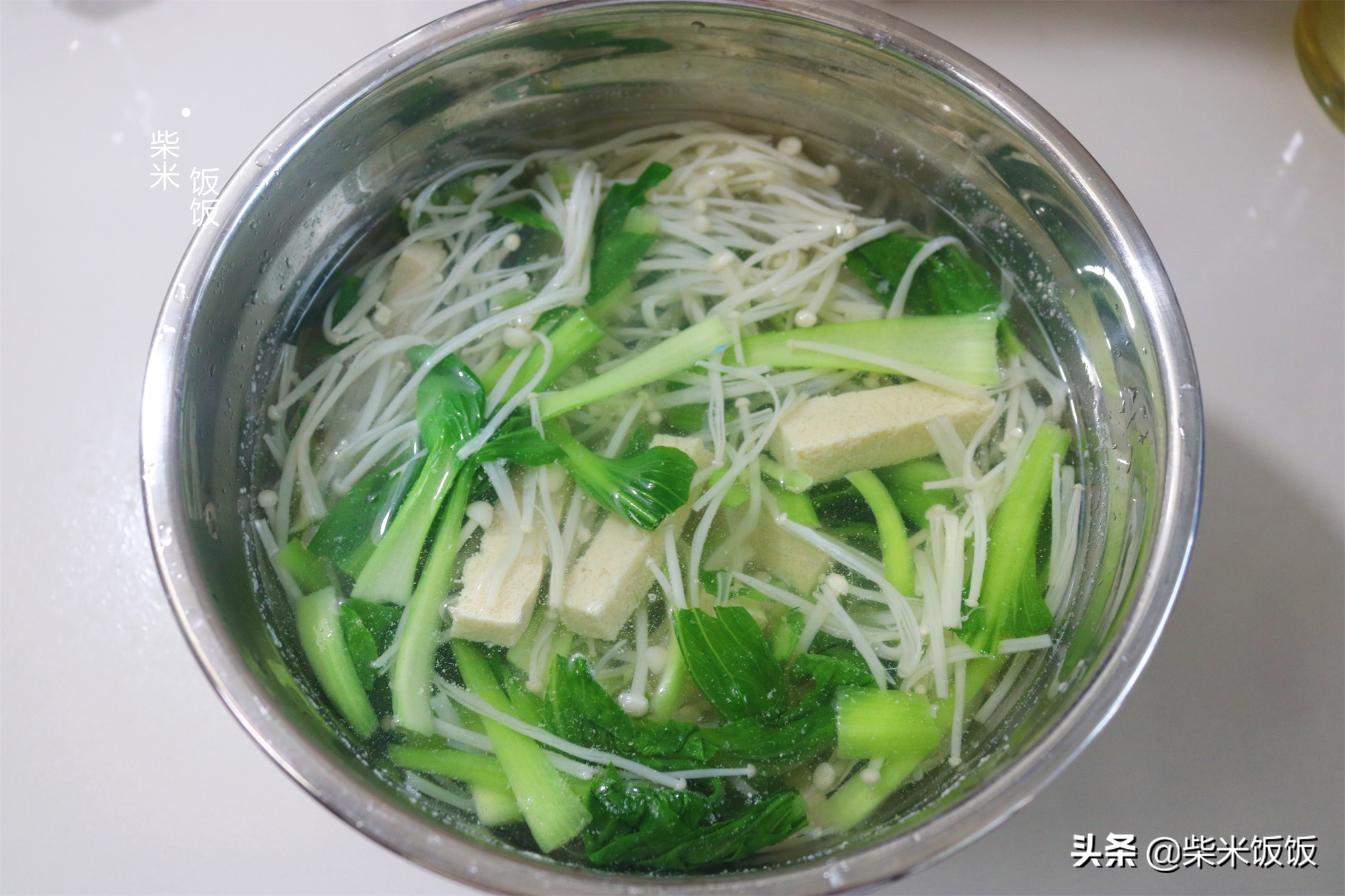 一煮一拌做凉菜,稍微一煮加点酱汁一焖就好了