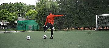 射门如何才能打上力量