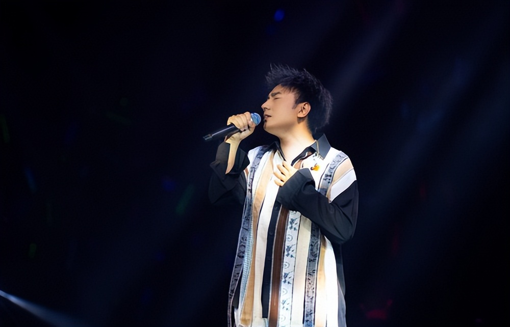 海来阿木个人演唱会完整版,海来阿木最火的十首歌现场演出版