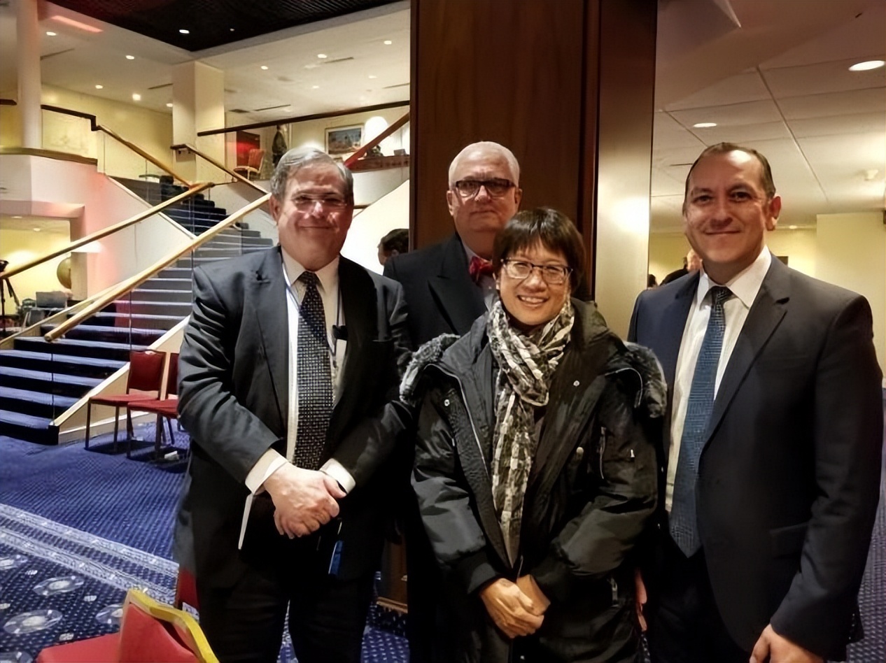 徐若冰在美国地位,美国人徐若冰祖籍