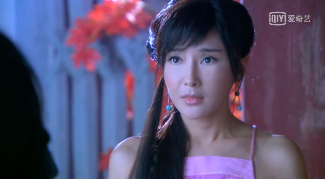 国产剧“修脸”成风，一秒镜头8000元，十级美颜磨皮堪比主播