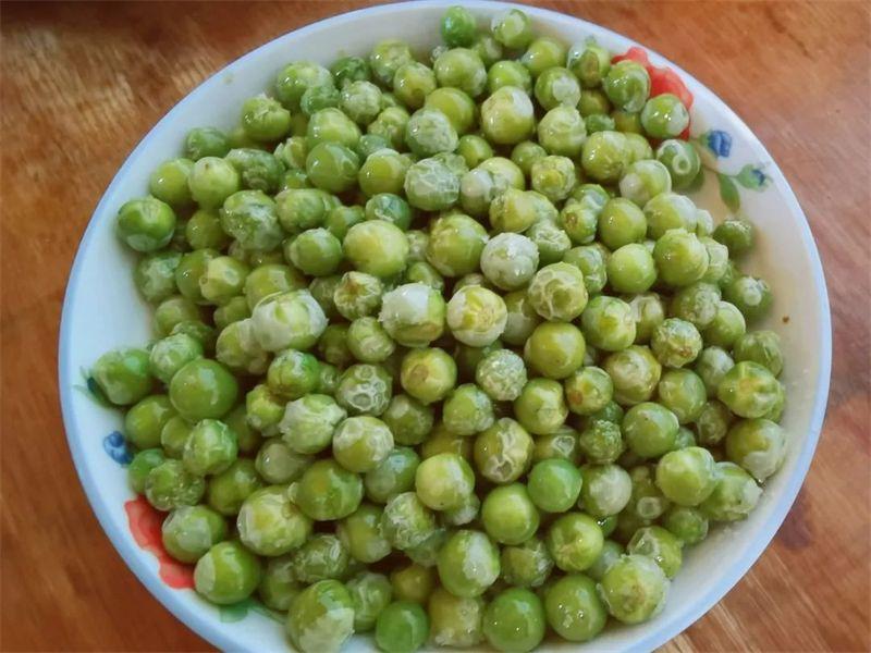 云南一年四季都有野生菌中毒的吗,云南吃野生菌中毒回家回锅