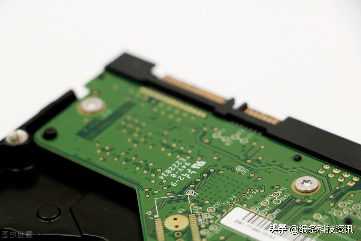 买到新手机要对手机做什么,买新手机要不要跟朋友说