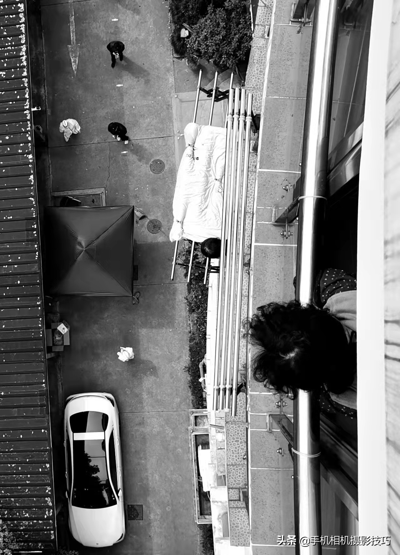 18组普通人拍出来的好照片：把不相关的东西拍到一起，效果很神奇