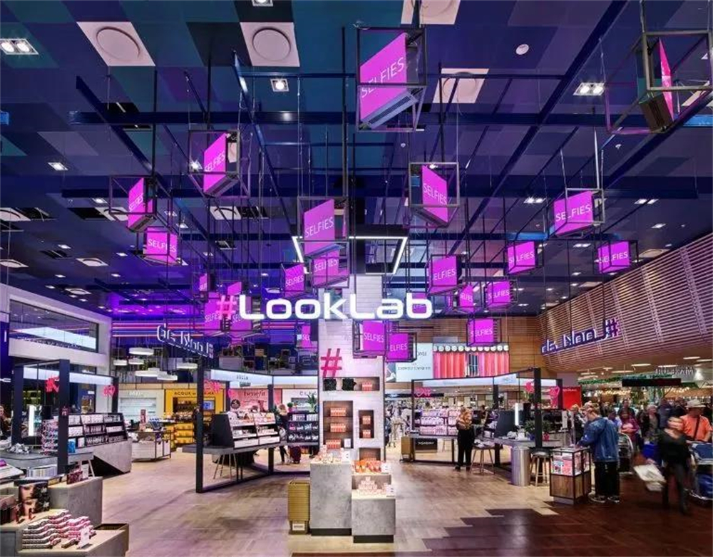 通过“硬件软件”的创新，打造“好吃好逛又好玩”的机场商业