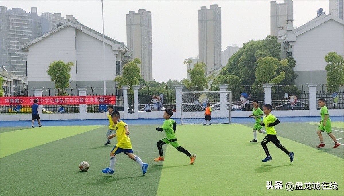 足够精彩的比赛,足够精彩校园足球联赛火热进行中