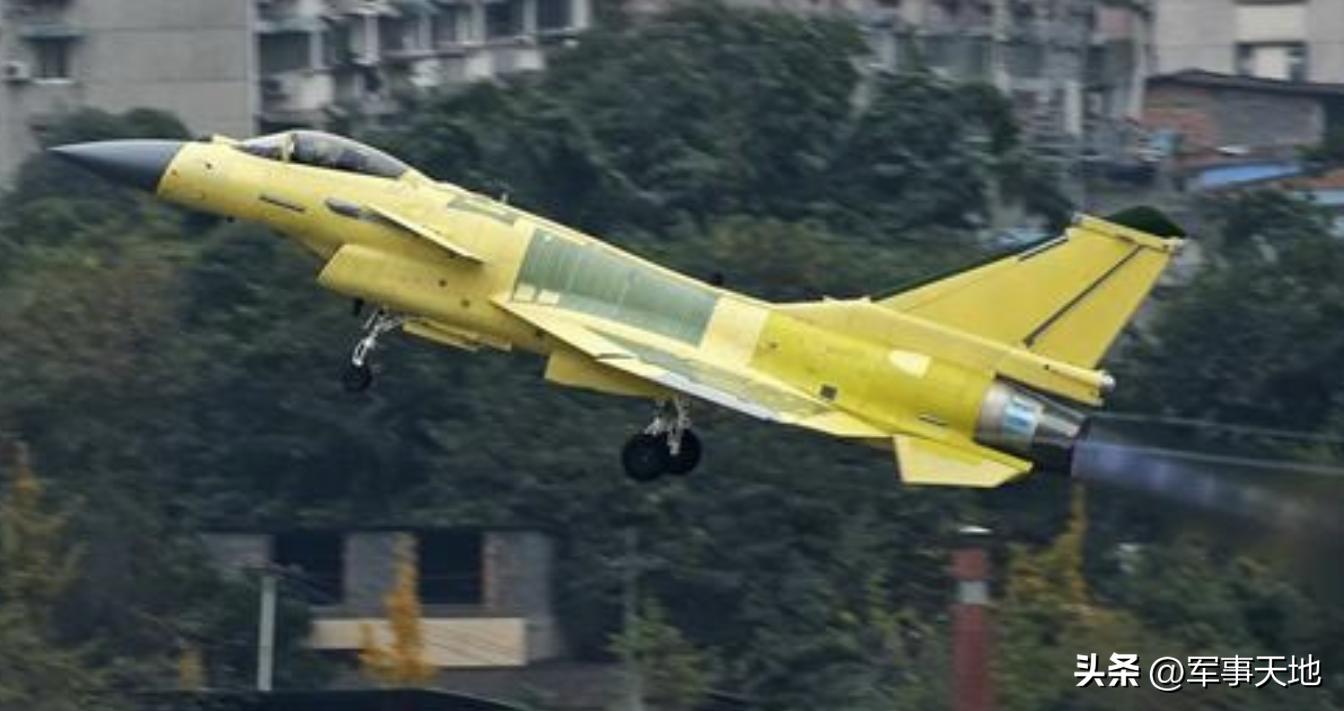 巴飞行员对歼10c评价,油管评歼10c真正的空中格斗战机