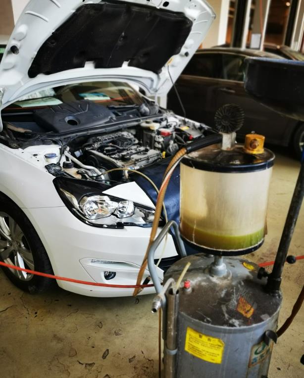 标致408ec8发动机维修手册,老款408烧机油怎么维修