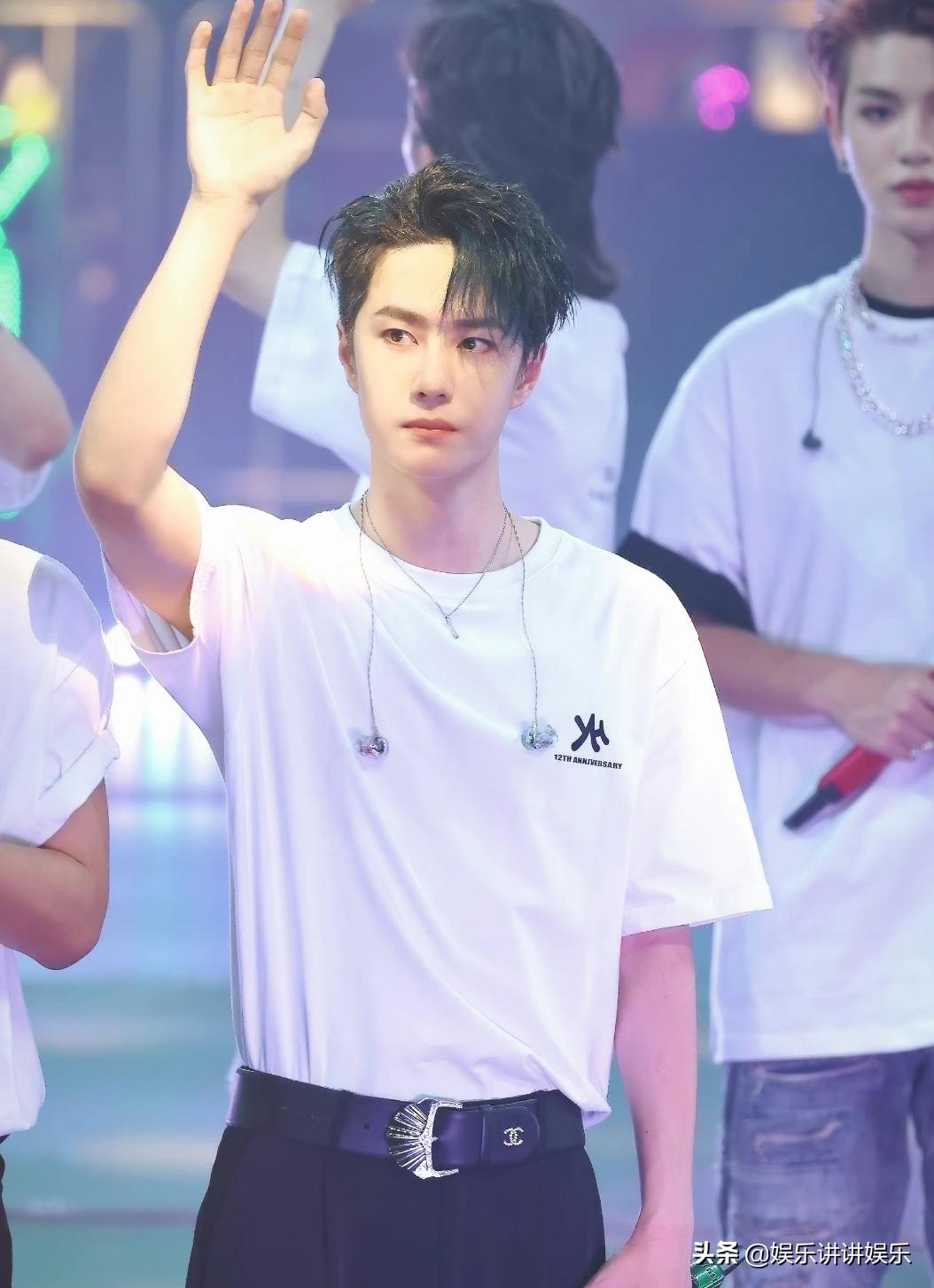 乐华家族演唱会线上王一博应援,乐华家族演唱会王一博完整版