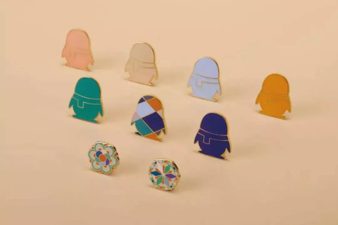 大牌虎年套装礼盒 (经典的虎年礼盒)