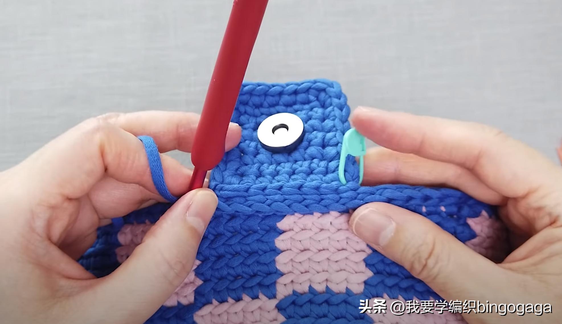 经典棋盘格元素编织包图解,棋盘格包包的线