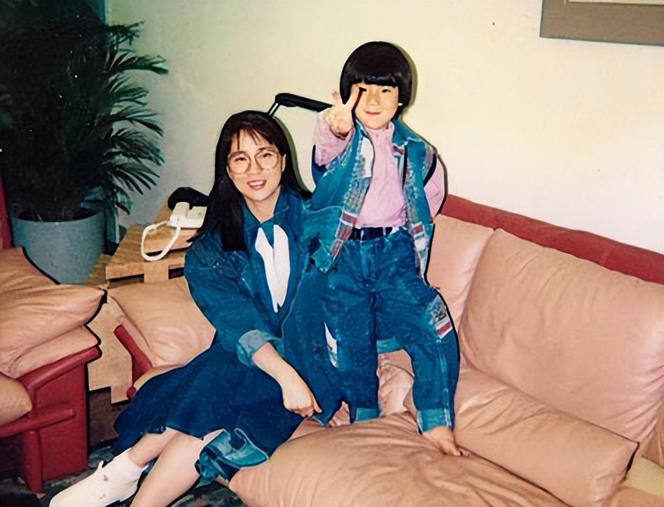 林凤娇为了成龙，到底有多能忍？