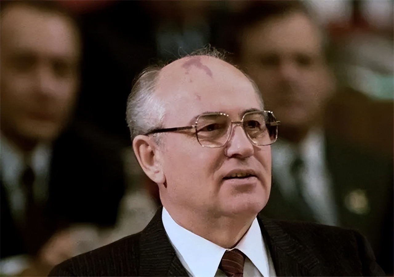 苏联解体对戈尔巴乔夫有何评价,苏联解体前对戈尔巴乔夫的评价