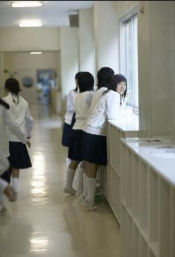 23岁女大学生，为给父亲治病上门做“生意”，每次收500到1000元