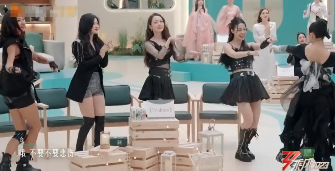 徐怀钰乘风完整版,徐怀钰公演直拍