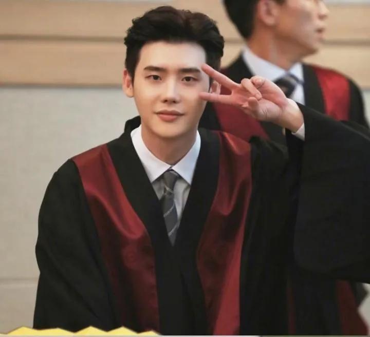 嘴上说爱你却舍不得为你花钱的人,不爱你的男人会愿意为你花钱吗