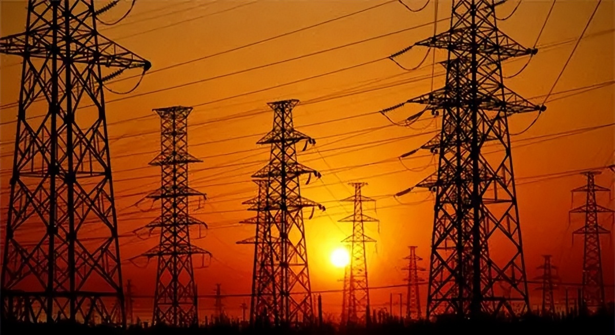 发电厂多出的电去哪里了,发电厂发出来的电用不完怎么解决