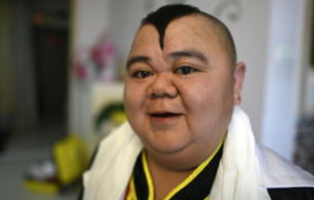 小布丁张荣和他的三个孩子的照片,小布丁张荣个人简介