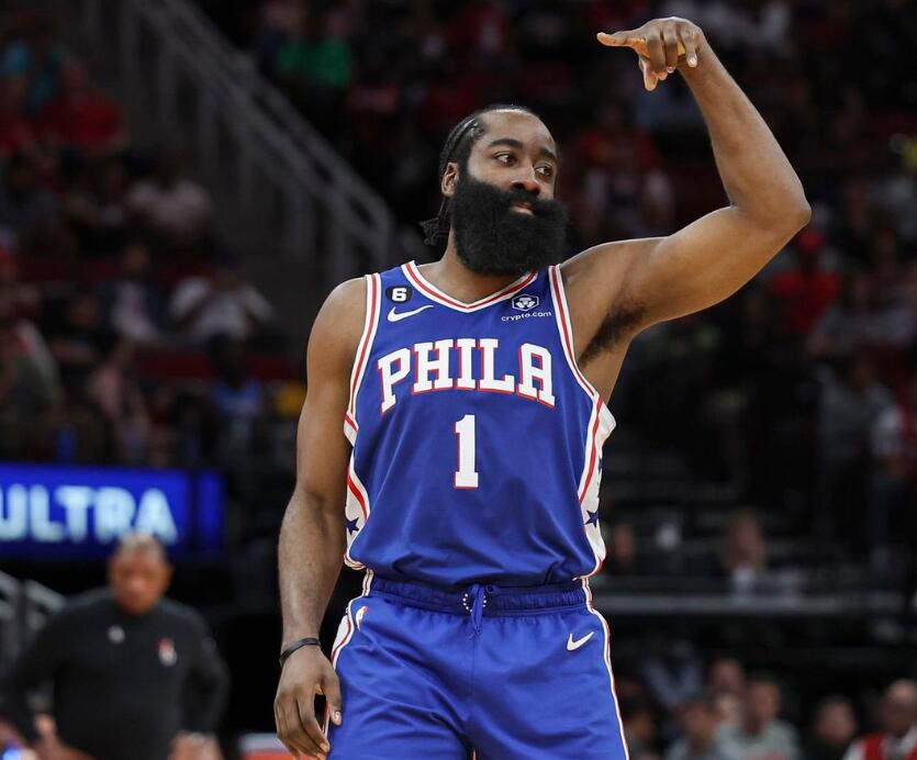 哈登狂砍45分恩比德为什么不打,哈登16分末节