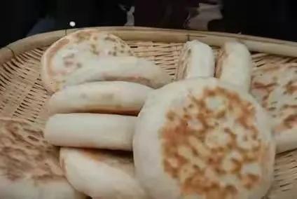 吃货们千万不要错过的昆明美食街,昆明翠湖公园附近美食街