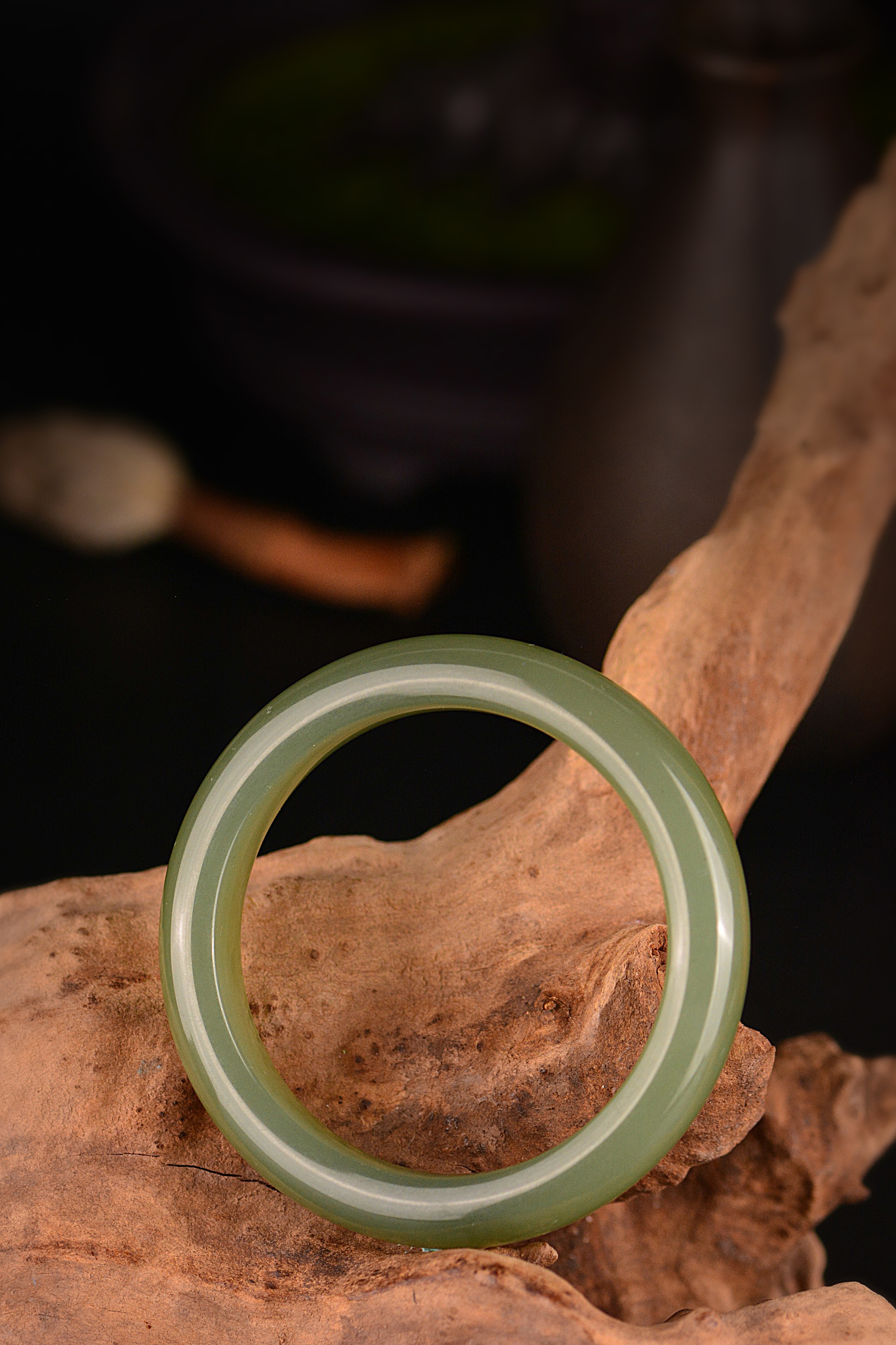 碧水沁和田玉|碧波荡漾，绿水微澜