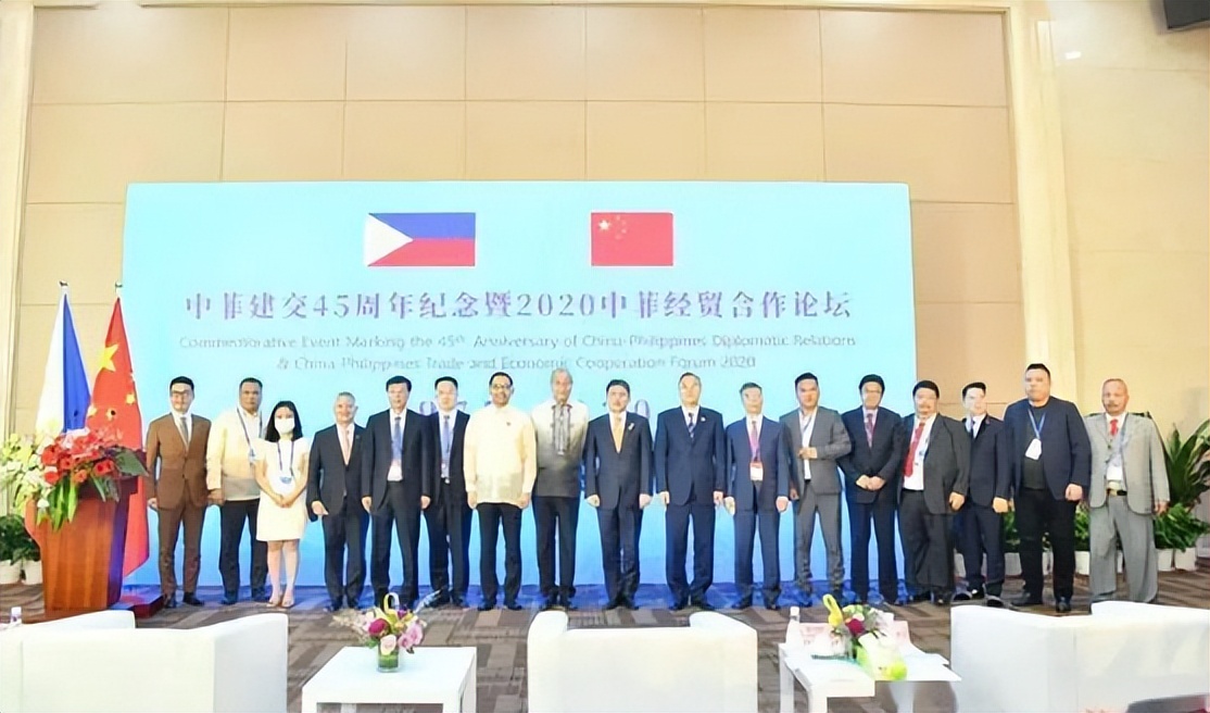 中国海军舰艇警告驱离美舰新闻,中国海军暂停亚丁湾护航