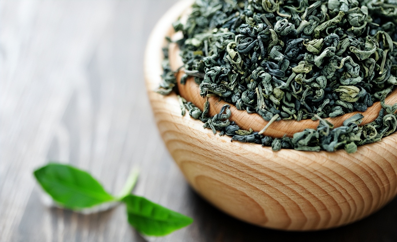 茶叶是越贵越好吗?老茶农:别乱说,只要满足这3点,都是天然好茶