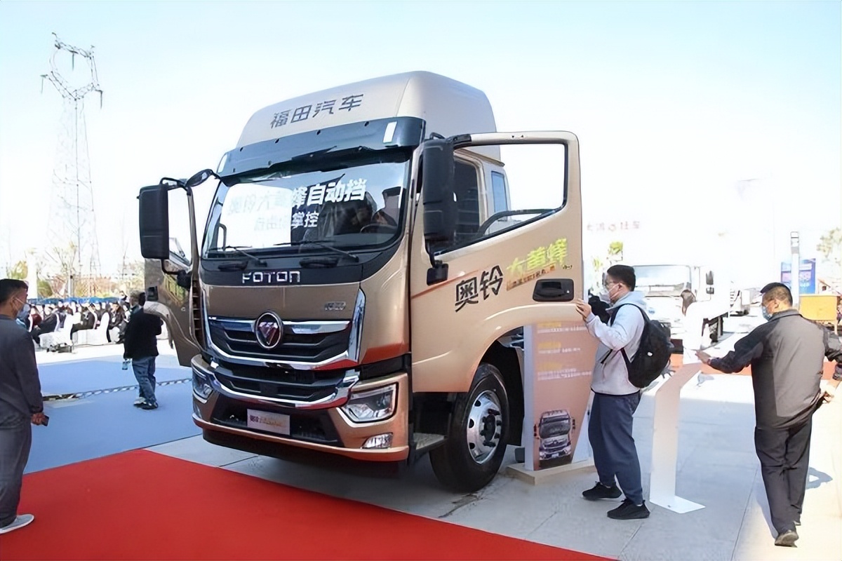 5.4米的最新版货车奥铃大黄蜂,奥铃大黄蜂康明斯自动挡