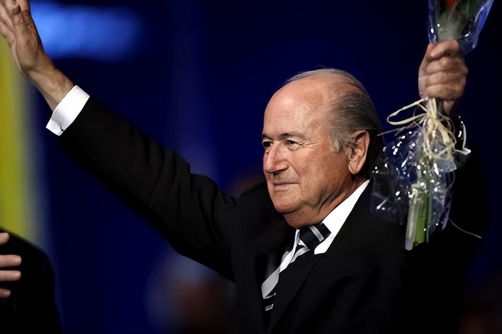 足坛教父朗尼克,足坛教父