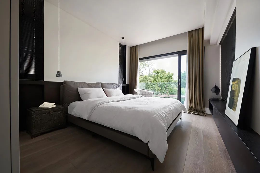 4个设计师设计办公台布局,设计师最佳农村房屋设计