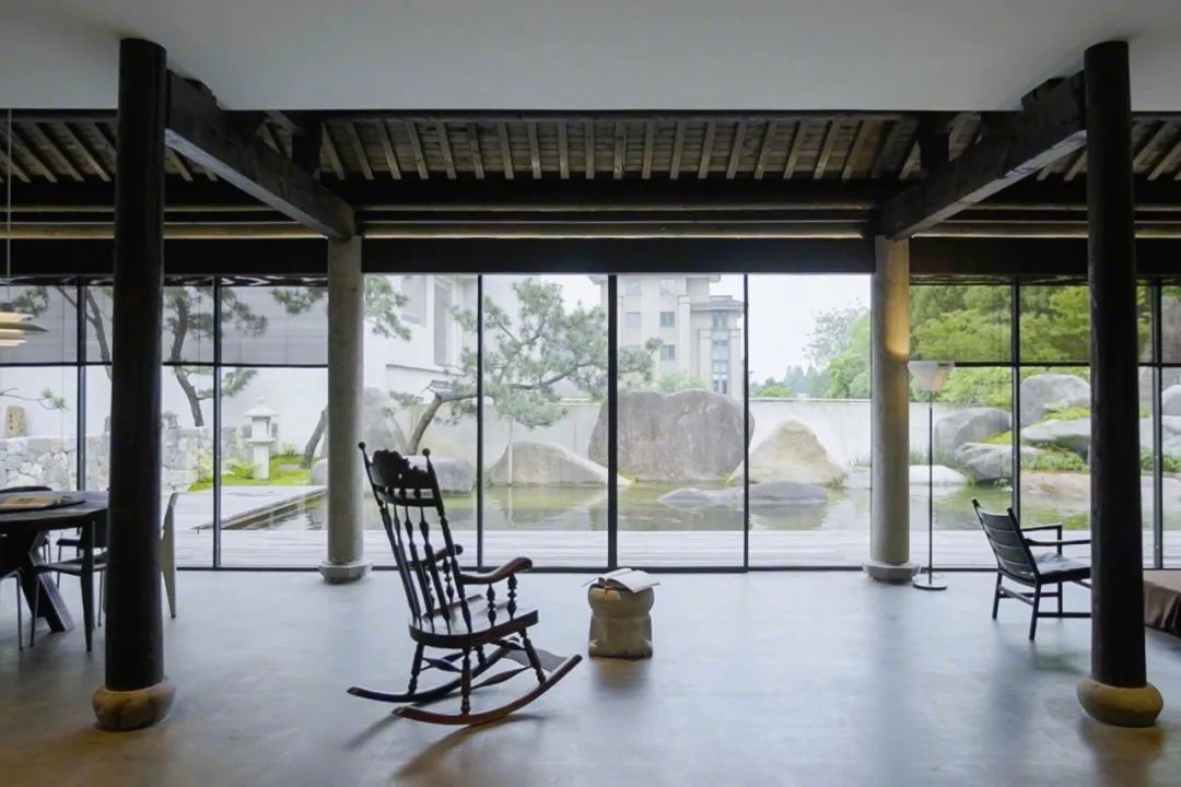 杭州夫妻花百亿做城堡,杭州夫妻自建庭院