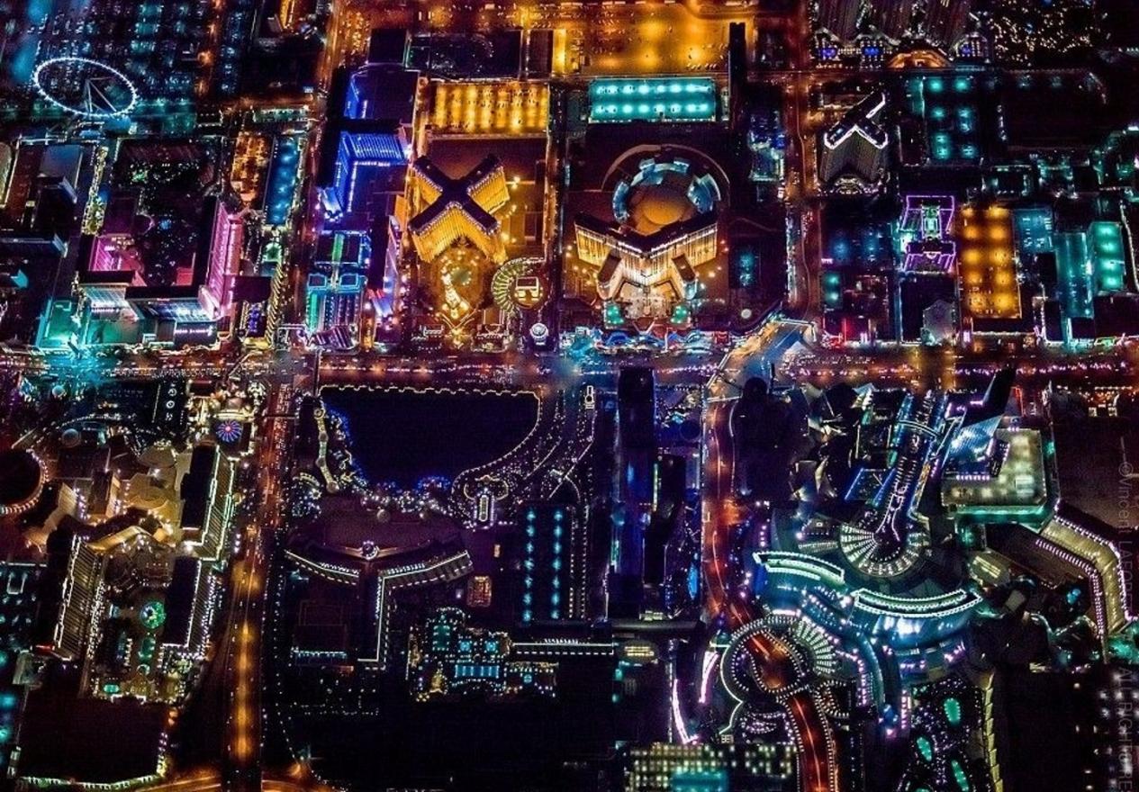 拉斯维加斯夜色安全之旅：探秘魅力，畅享夜生活